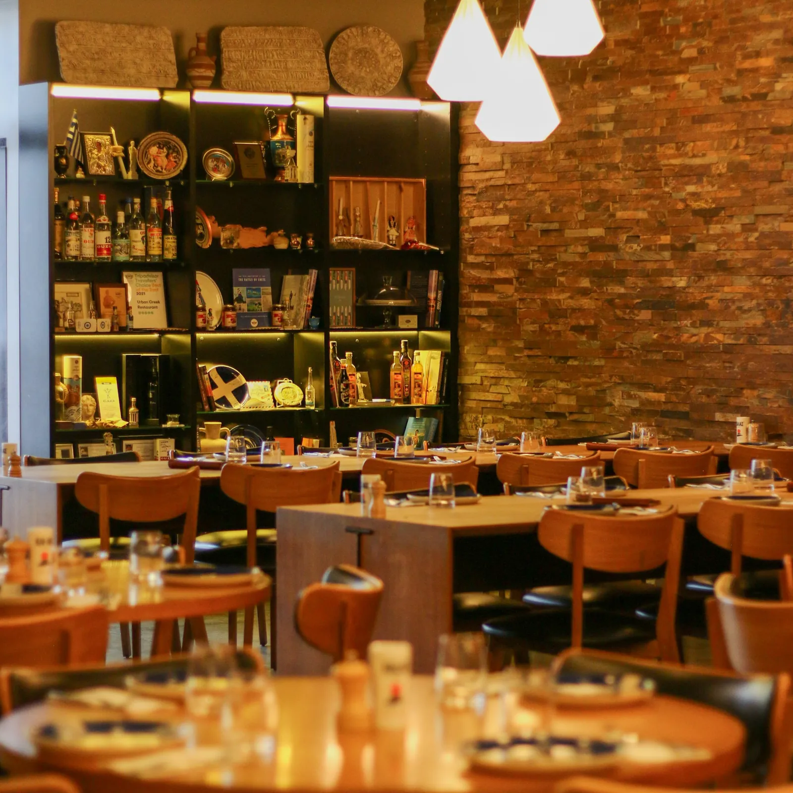 urban-greek-restaurant-interior-hobart